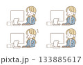 パソコンを使う女性会社員　表情セット 133885617