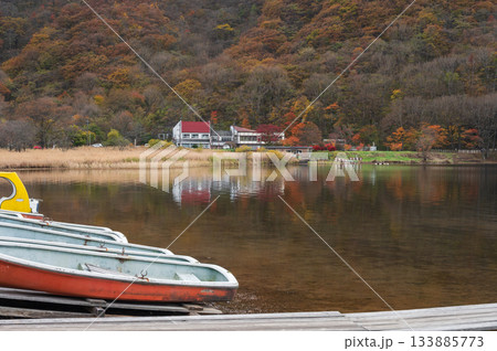 榛名湖の風景 秋の県立榛名公園 榛名湖の風景 秋の県立榛名公園 133885773