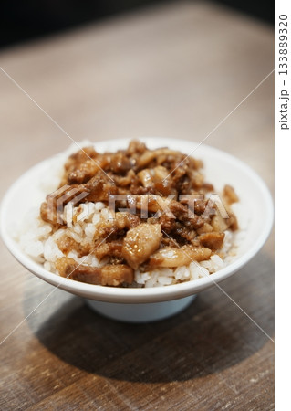 魯肉飯 魯肉飯 133889320