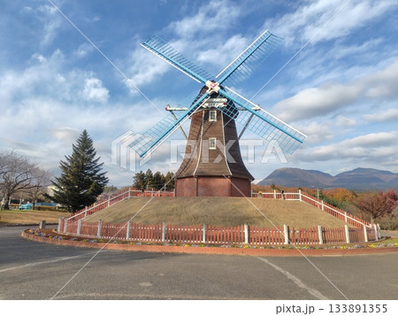 道の駅ぐりーんふらわー牧場の風車 133891355