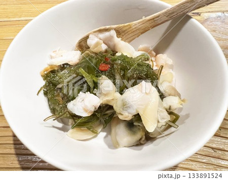 瓶から出した瓶ドンの海鮮、ご当地料理。 瓶から出した瓶ドンの海鮮、ご当地料理。 133891524