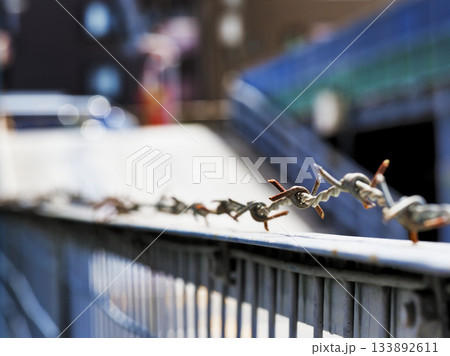 有刺鉄線 133892611