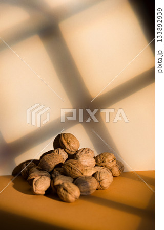 walnuts 133892939