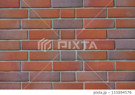 レトロなレンガの壁 133894576