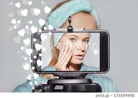 Woman Beauty Vlogger. Video Clip by Smartphone Sharing on Social Media. Fashion Blogger Live. Skin Care Routine Tutorial 133894998