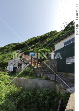 青森　外ヶ浜　竜飛崎にある階段国道（国道339号） 133895245