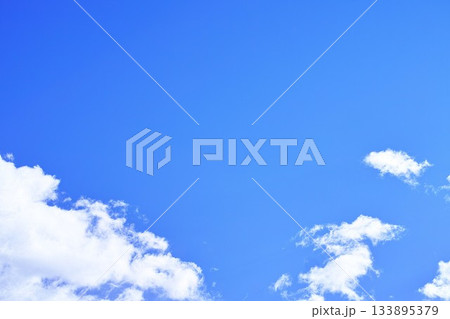 青空と雲イメージ 133895379