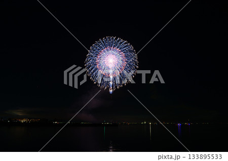 冬の宵を彩る花火　＜花火甲子園2025＞ 133895533