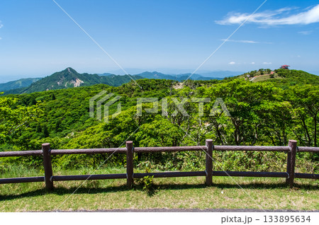 新緑の御在所岳 山上風景《三重県 菰野町》 133895634