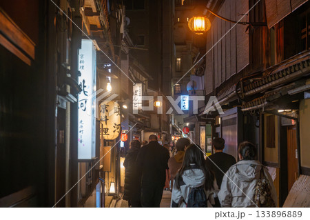 京都　先斗町 133896889