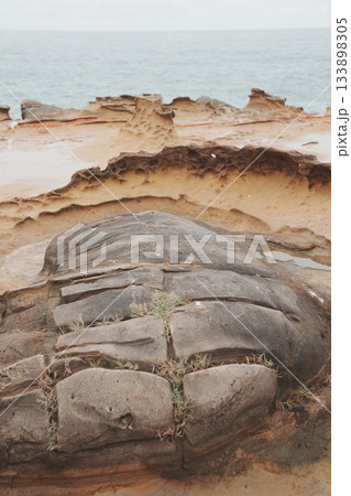 まるで火星のよう!台湾旅行で訪れたい野柳地質公園の不思議な絶景 まるで火星のよう!台湾旅行で訪れたい野柳地質公園の不思議な絶景 133898305