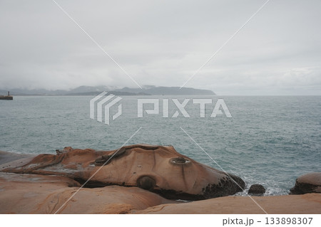 まるで火星のよう！台湾旅行で訪れたい野柳地質公園の不思議な絶景 133898307