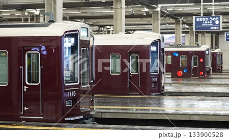 並んだ電車 133900528