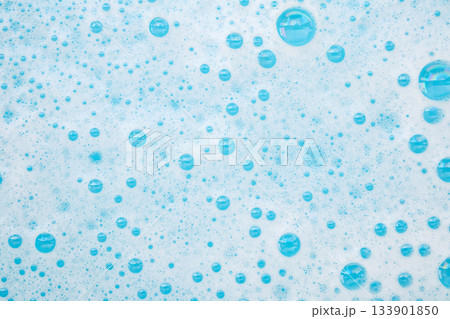 Abstract white soap foam bubbles texture background 133901850