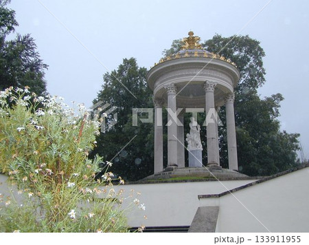 ドイツ バイエルン州 リンダーホーフ城 ヴィーナスの神殿 ドイツ バイエルン州 リンダーホーフ城 ヴィーナスの神殿 133911955