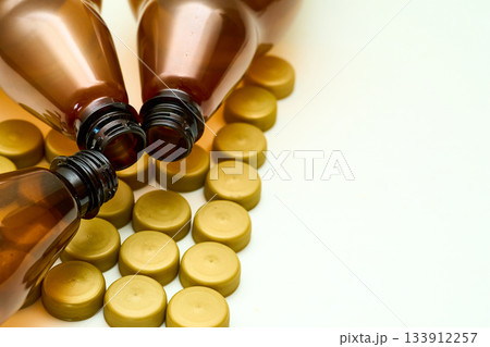 Empty plastic bottles with corks for beer,kvass,lemonade,ale,malt 133912257
