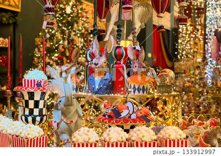 Whimsical Christmas display with rabbits,...の写真素材 [133912997] - PIXTA
