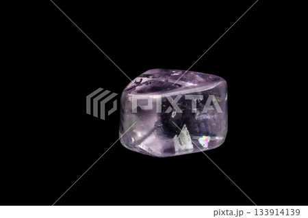 Macro mineral stone spodumene kunzite black background 133914139