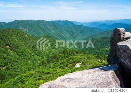 御在所岳山頂 望湖台からの風景 御在所岳山頂 望湖台からの風景 133914304