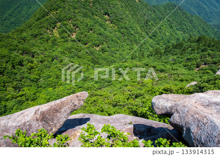 御在所岳山頂 望湖台からの風景 133914315
