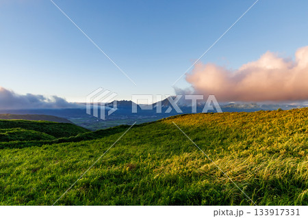 阿蘇の朝の風景 阿蘇の朝の風景 133917331