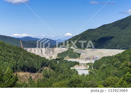 建設中の成瀬ダム 133923064