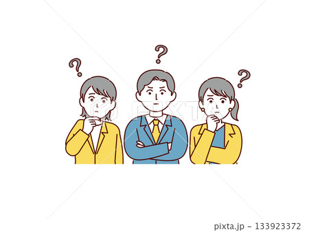 社会人が考えるポーズ 133923372