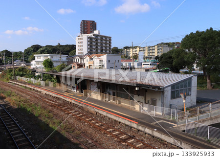 若松線 二島駅の構内と駅舎 若松線 二島駅の構内と駅舎 133925933
