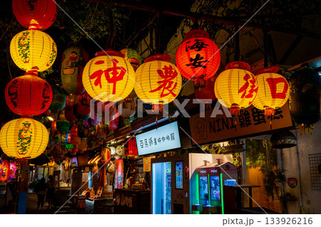 歴史地区 ナイトシーン 夕映 133926216