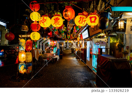 歴史地区 ナイトシーン 夕映 133926219