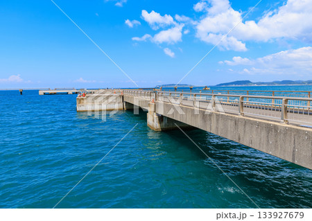 千葉県　館山市　渚の駅たてやまの横にある 館山夕日桟橋 133927679