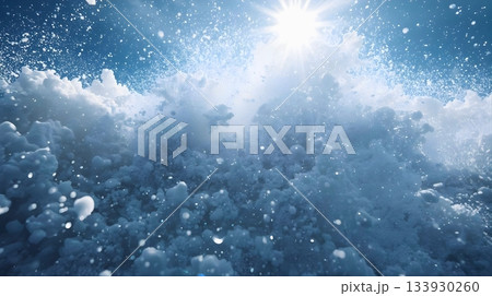 眼前に迫りくる雪崩 133930260