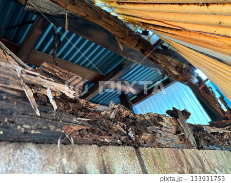 建物の劣化 133931753