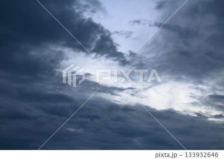 空と雲とが織りなす色紙　　　　信州の空と雲　　　信州の自然 133932646