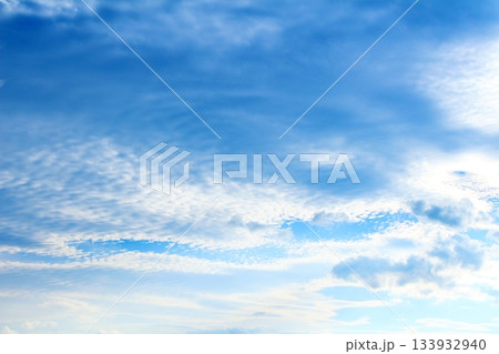 空と雲とが織りなす色紙 信州の空と雲 信州の自然 空と雲とが織りなす色紙 信州の空と雲 信州の自然 133932940