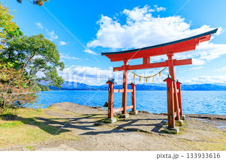 秋の御座石神社 鳥居 秋田県仙北市 秋の御座石神社 鳥居 秋田県仙北市 133933616