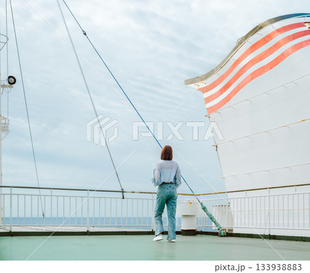 船上・女性・航海 133938883