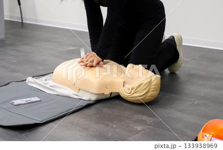 first aid course - company safety - cardiac massage - Basic Life Support first aid course - company safety - cardiac massage - Basic Life Support 133938969