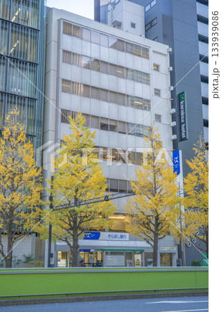 きらぼし銀行日本橋支店【東京都中央区】 きらぼし銀行日本橋支店【東京都中央区】 133939086