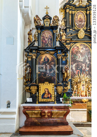 Passau, Germany - Apr 16, 2025: The interior of Parochial Church St Paul, the oldest parish church of Passau, Germany Passau, Germany - Apr 16, 2025: The interior of Parochial Church St Paul, the oldest parish church of Passau, Germany 133939128