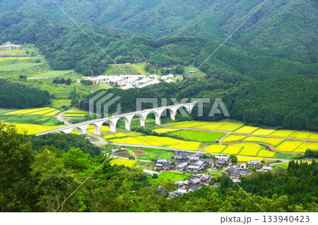 竹田城址から見た風景　竹田の町並み（朝来市） 133940423