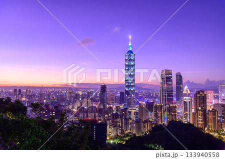 台湾にある台北のとても美しい街並み風景 133940558