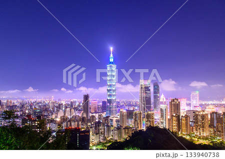 台北101タワーのとても美しい夜景 133940738