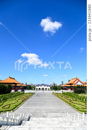 台北にある中正紀念堂のとても美しい風景 133941980