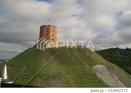 ヴィリニュス旧市街、ゲディミナス城の塔 ヴィリニュス旧市街、ゲディミナス城の塔 133942572