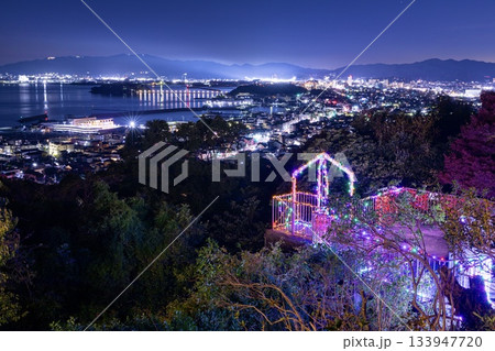 蒲郡市、ラバーズヒルから眺める夜景 蒲郡市、ラバーズヒルから眺める夜景 133947720