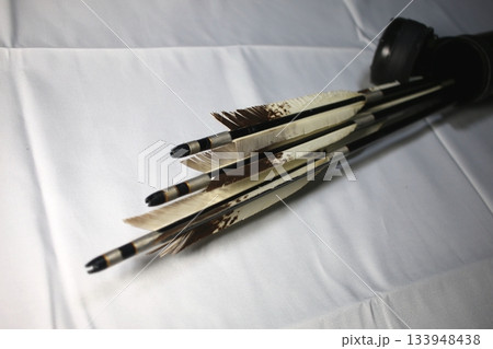 弓道の矢 133948438