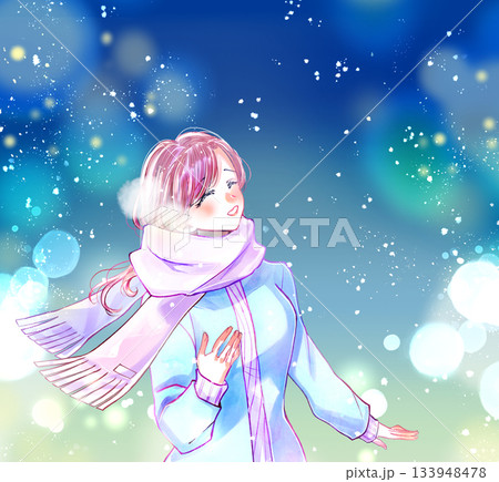 嬉しそうな冬の女性　夜　雪 133948478