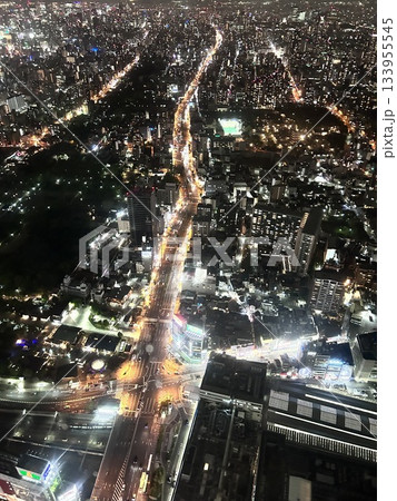 高層ビルから見下ろす大阪の夜景 Part2 高層ビルから見下ろす大阪の夜景 Part2 133955545