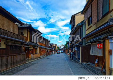 京都 祇園 花見小路 町並み 京都 祇園 花見小路 町並み 133956174